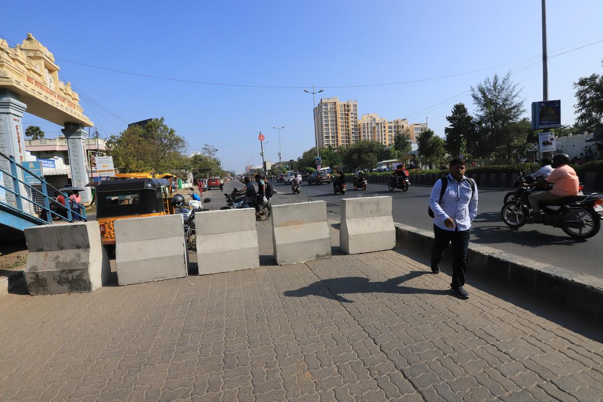 Metro Rail traffic changes at OMR in Sholinganallur residents hail